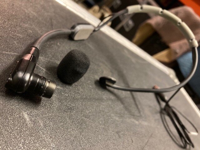 Shure SM35 TQG Microphone — House-Front Production Services Inc. Shure SM35 TQG Microphone — House-Front Production Services Inc.
